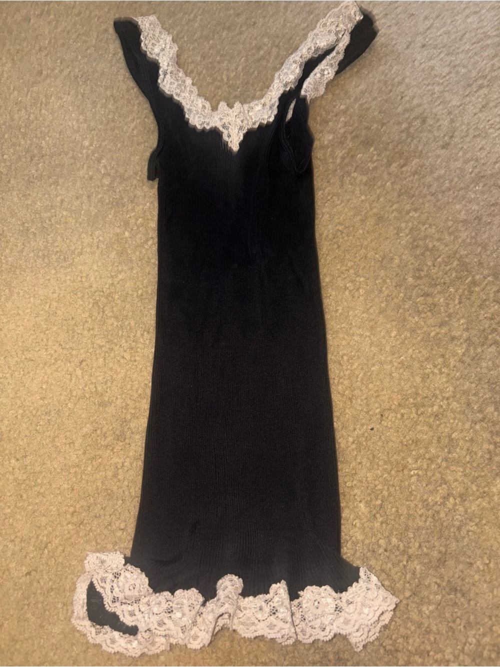 Banana Republic 100% Silk Tank Top M Black Cream Lace Y2K Lingerie Cami